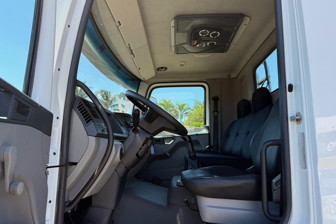 Volkswagen 15-180 E Constellation - 11/12 6