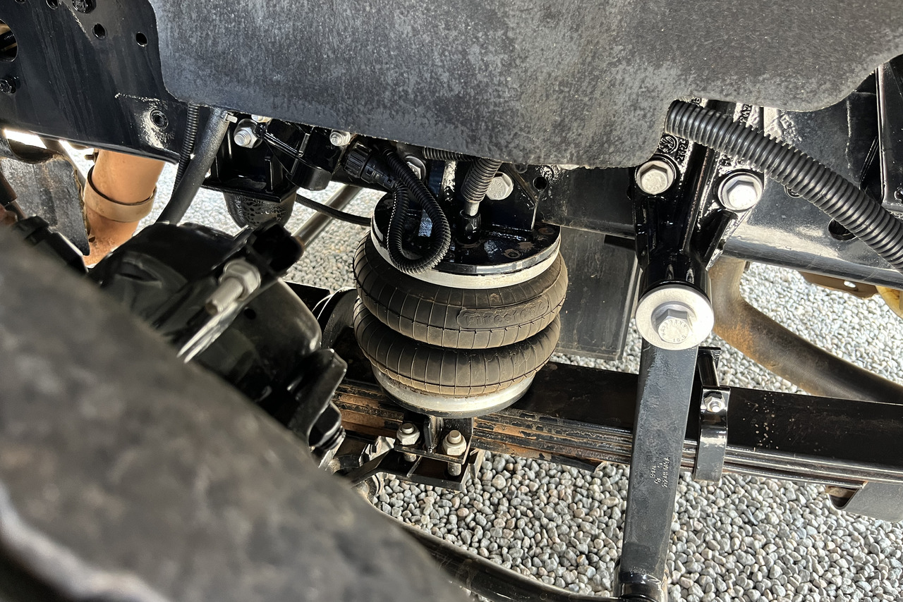 Volkswagen 24-280 E Constellation 6x2 - 21/22 13