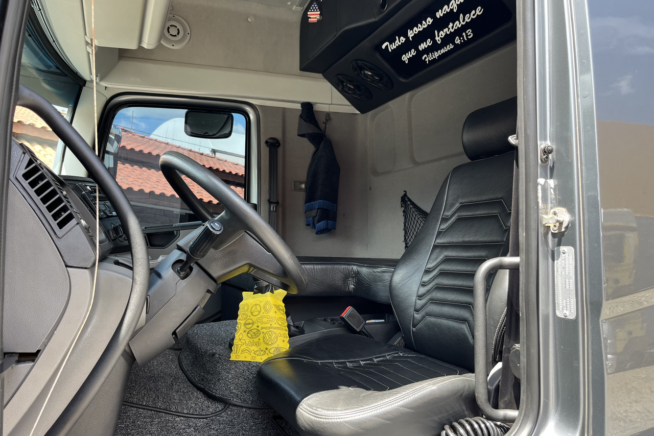 Volkswagen 24-280 E Constellation 6x2 - 21/22 16