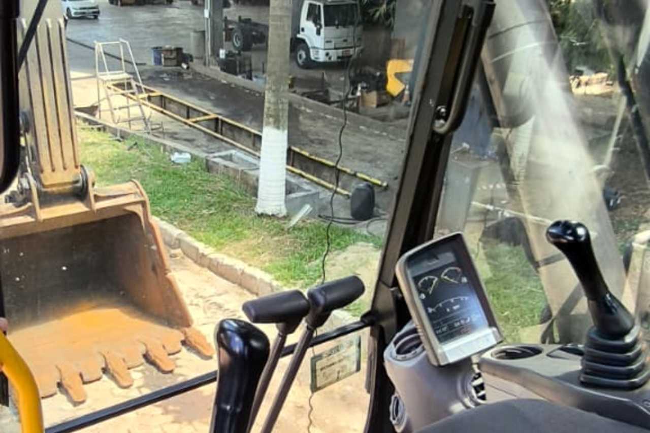 Volvo EC220D - 22/22 9