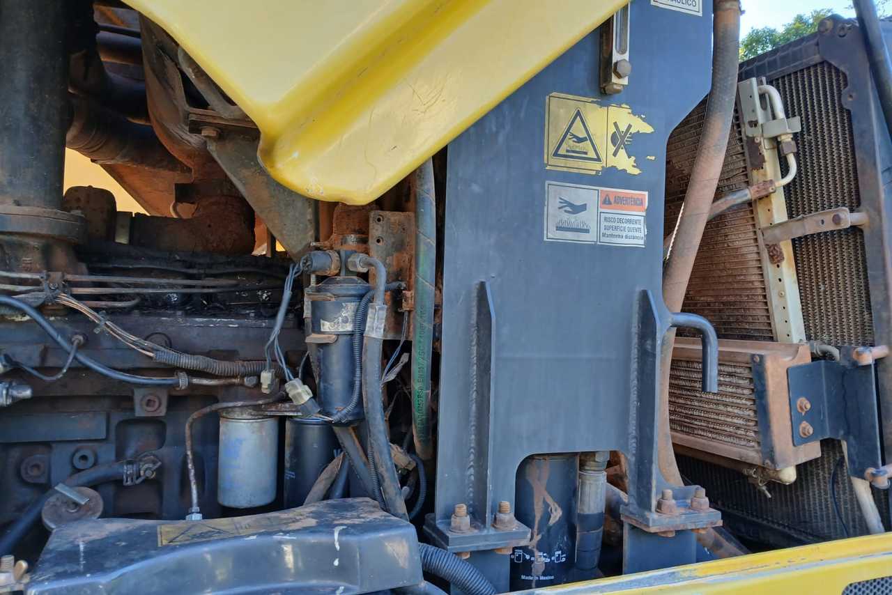 New Holland RG 170B - 09/09 6