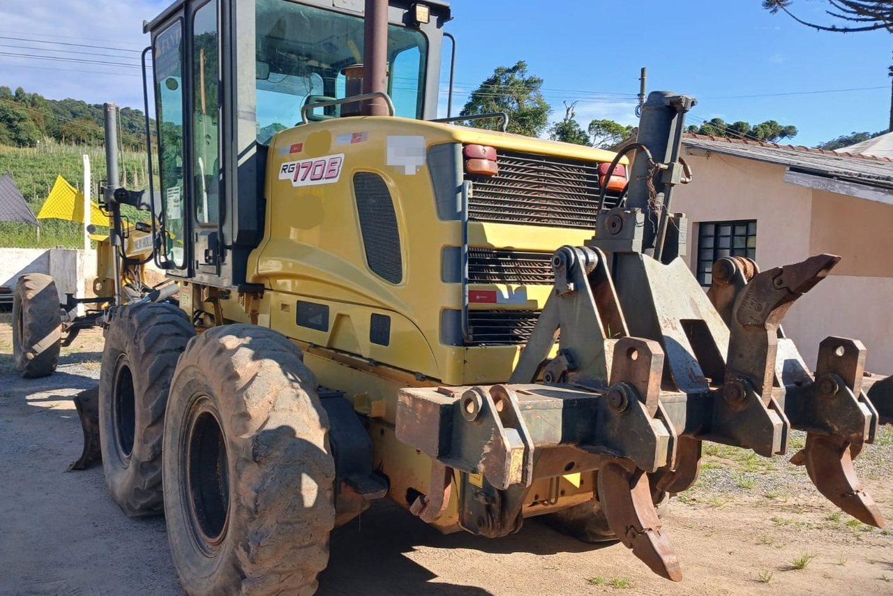 New Holland RG 170B - 09/09 8