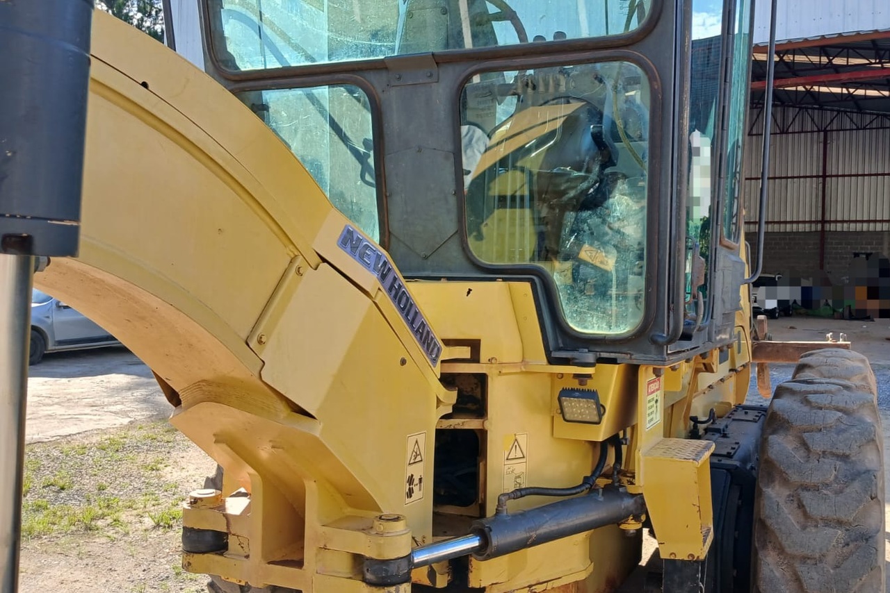 New Holland RG 170B - 09/09 9