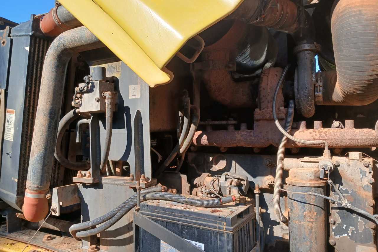 New Holland RG 170B - 09/09 11