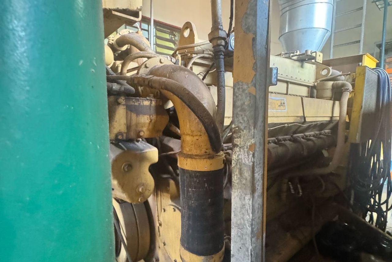 Caterpillar 1000 KVA - 82/82 3