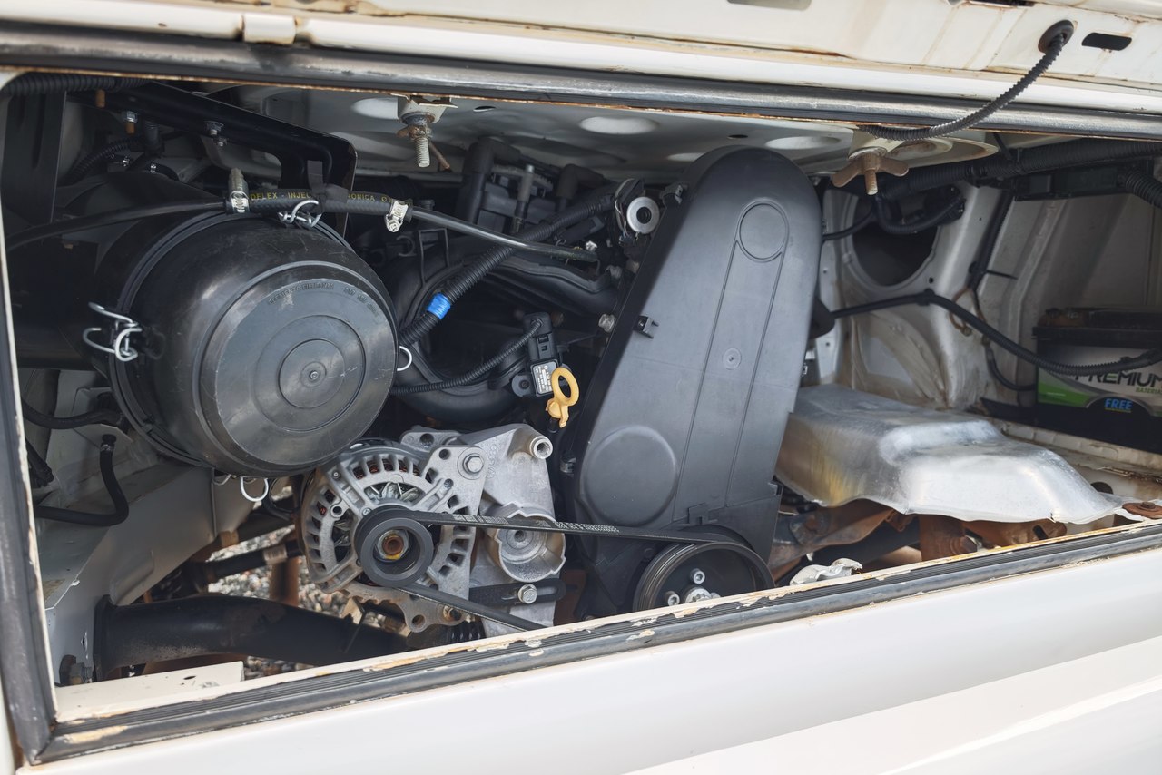 Volkswagen Kombi - 09/10 15