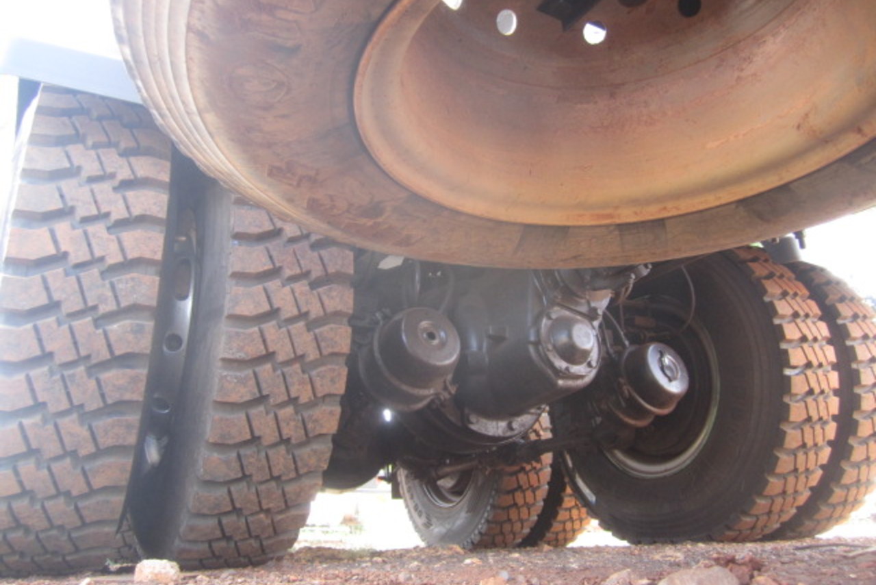 Volkswagen 26 220 - 02/02 15