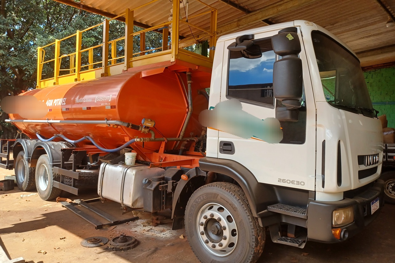 Iveco Tector 260 e30 - 19/19 5
