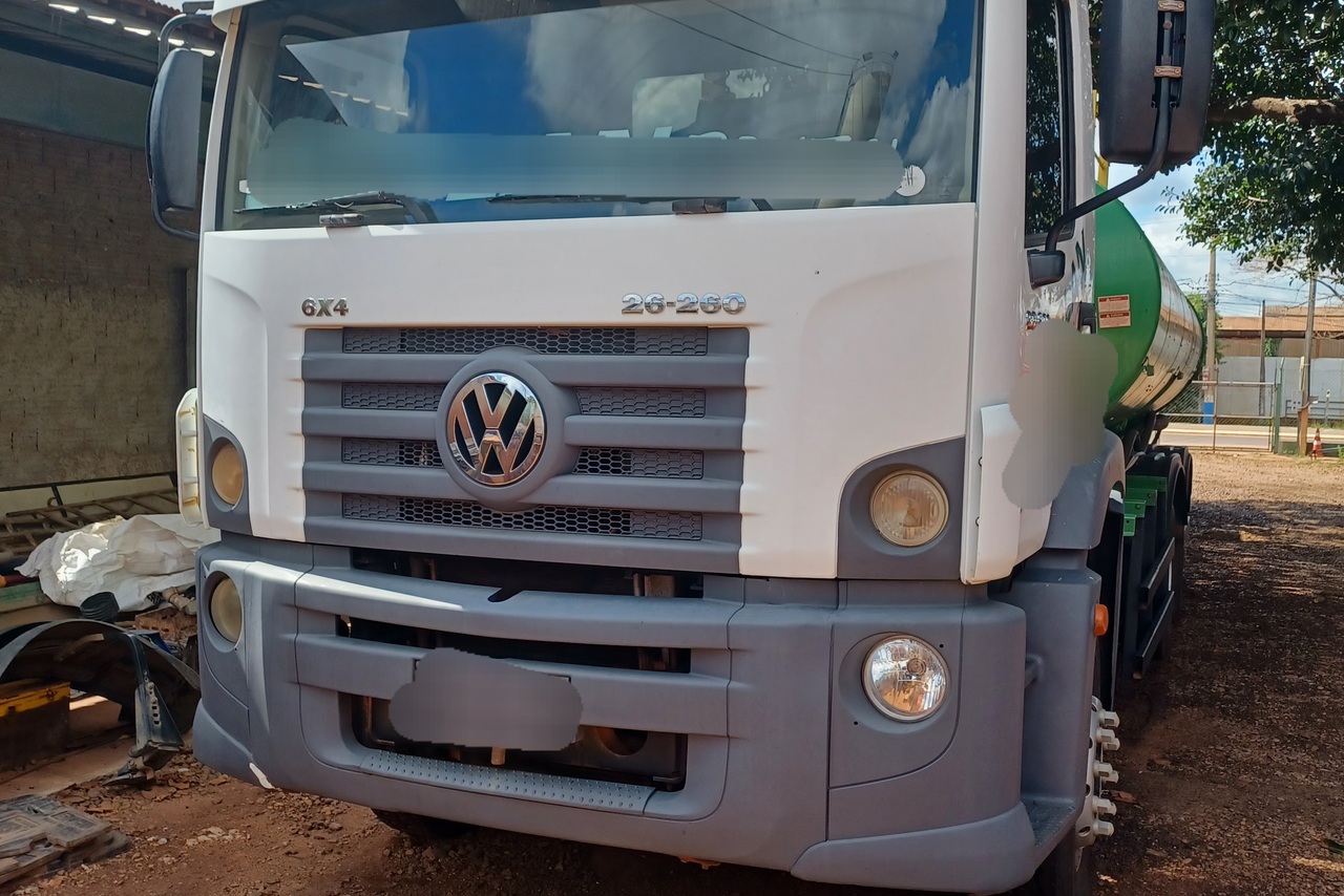 Volkswagen 26-260 E Constel. 6x4 - 11/12 10