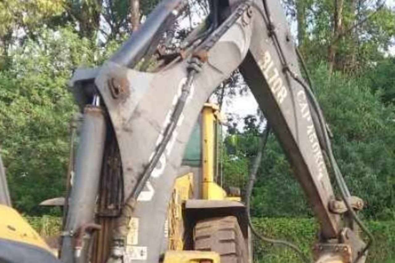 Volvo BL70B - 14/14 2
