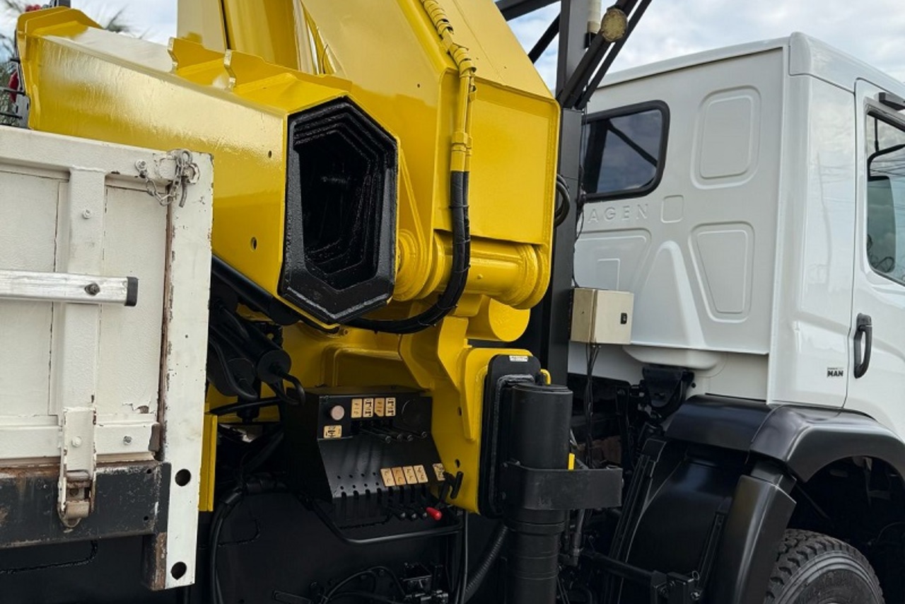 Volkswagen 26-280 Constellation 6x4 - 14/14 3