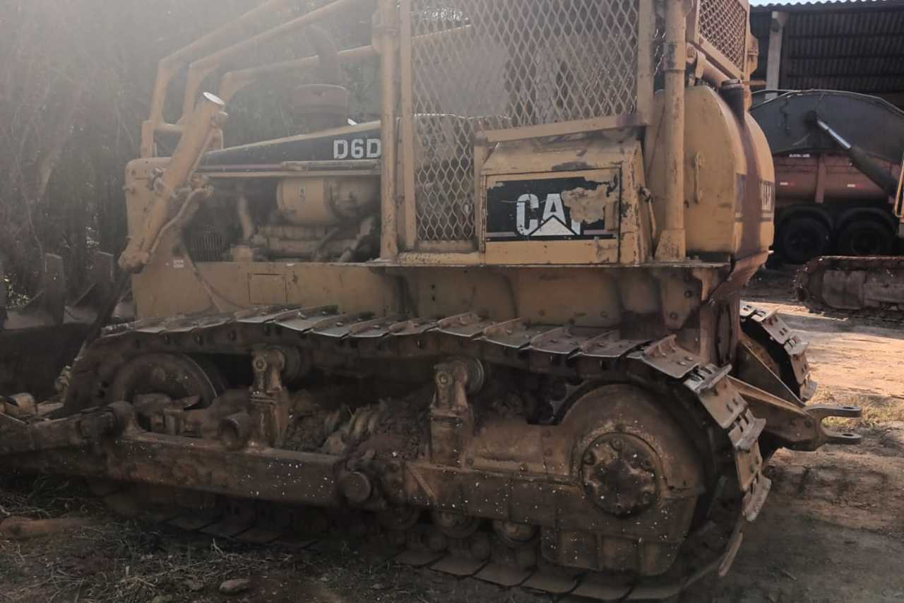 Caterpillar D6D - 84/84 2