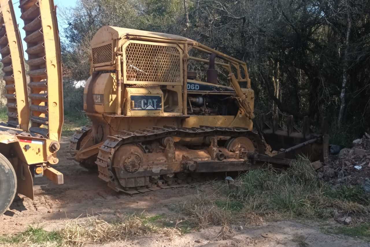 Caterpillar D6D - 84/84 3