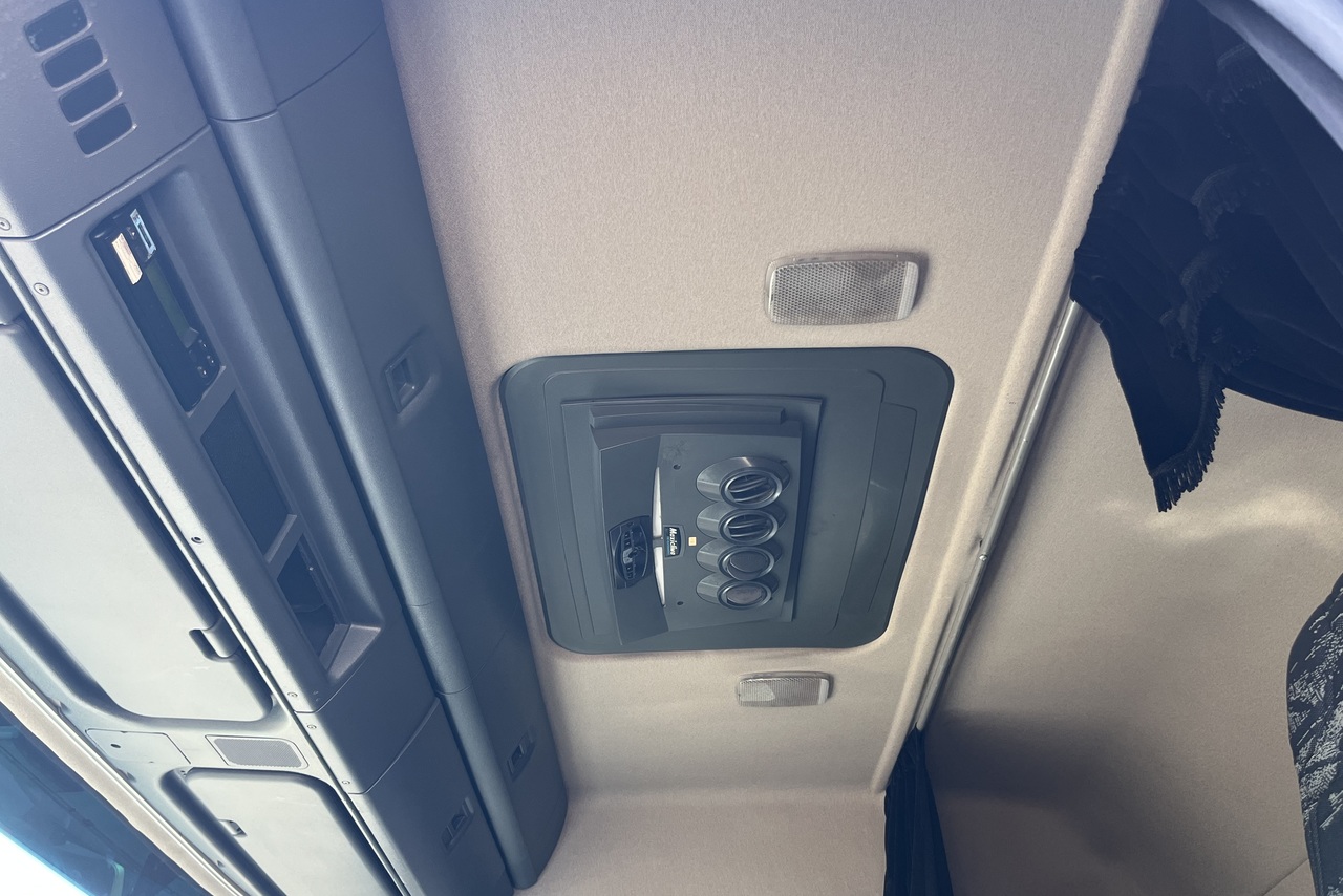 Scania P360 - 13/13 11