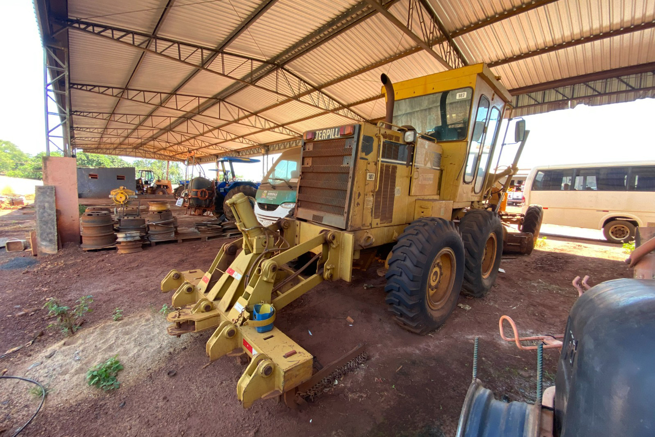 Caterpillar 120H -  3