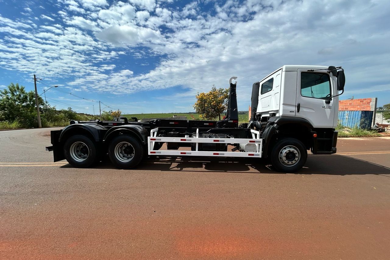 Volkswagen 26-280 Constellation 6x4 - 13/13 3