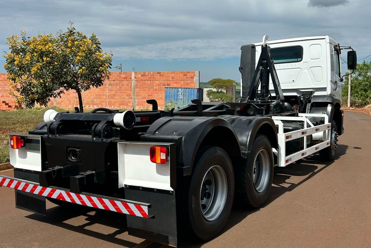 Volkswagen 26-280 Constellation 6x4 - 13/13 4