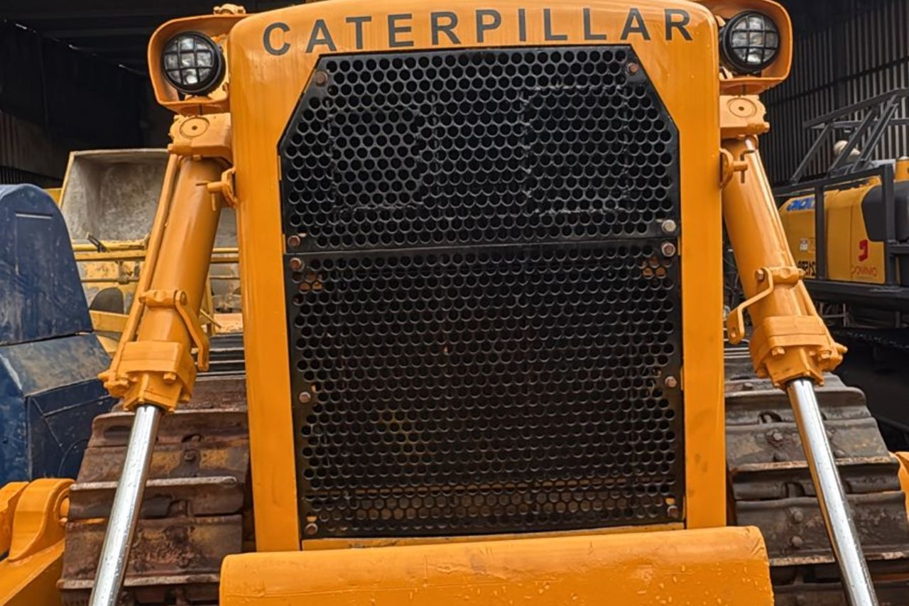 Caterpillar D8H - 74/74 3