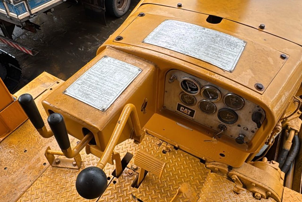 Caterpillar D8H - 74/74 5