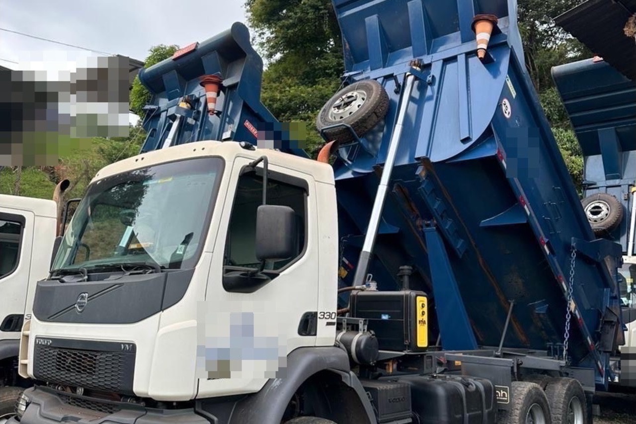 Volvo VM330 - 21/22 3