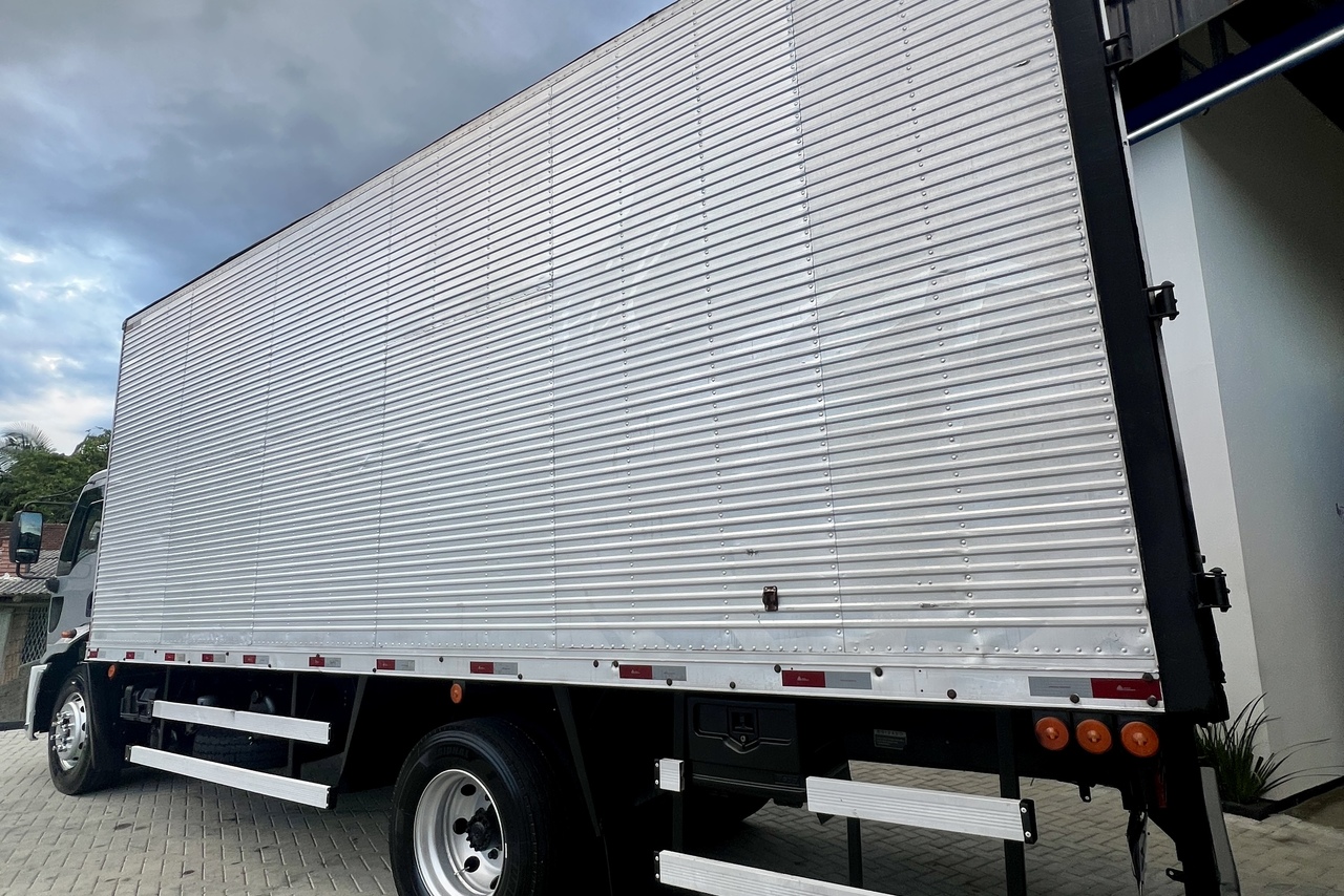 Ford Cargo1317 - 11/12 5