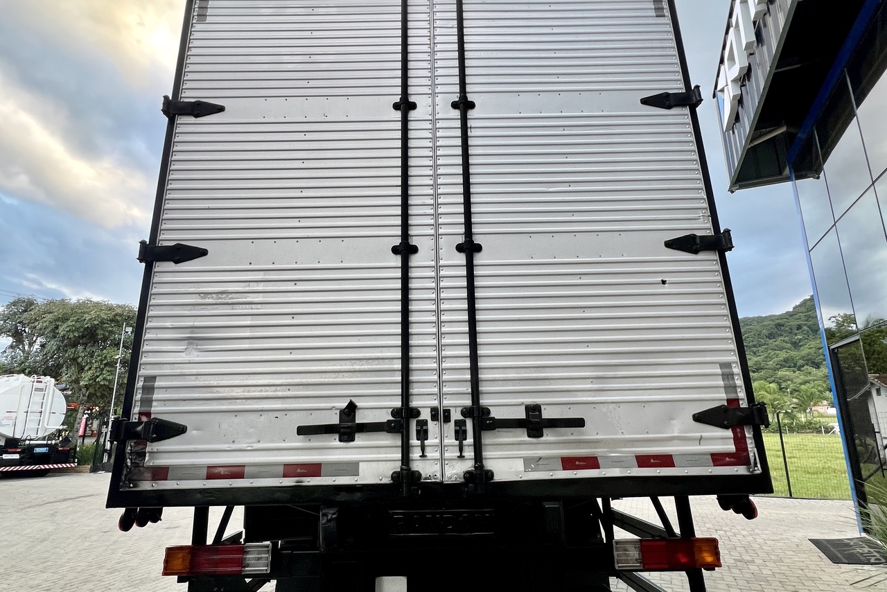 Ford Cargo1317 - 11/12 6