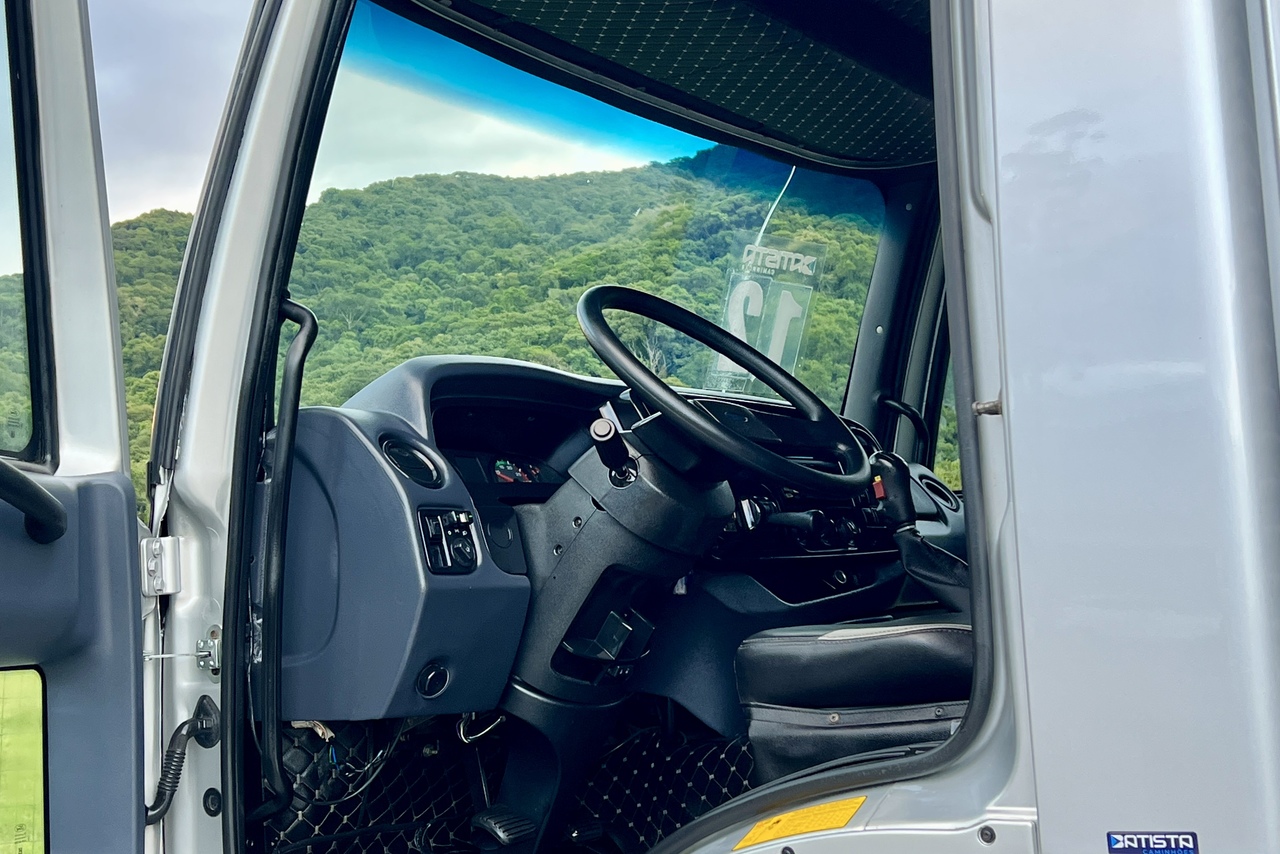 Ford Cargo1317 - 11/12 9