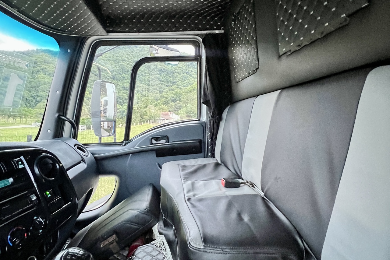 Ford Cargo1317 - 11/12 14