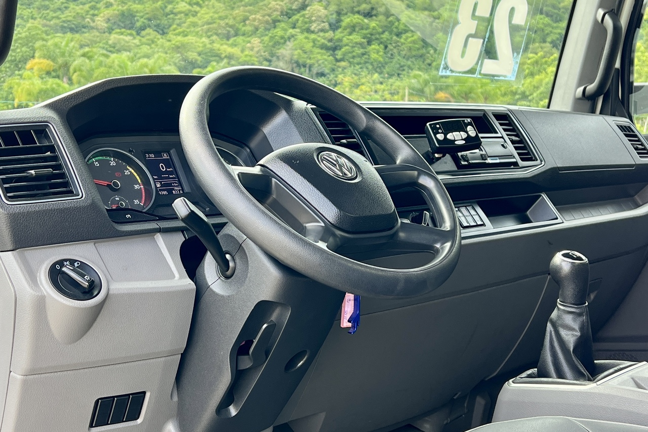 Volkswagen 11-180 Delivery  - 22/23 14