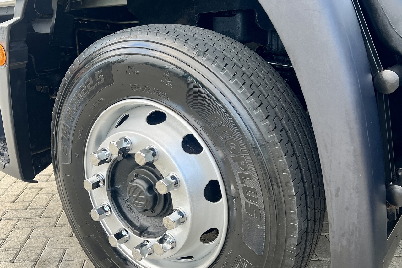 Volkswagen 24-260 Constellation 6x2 - 22/23 14