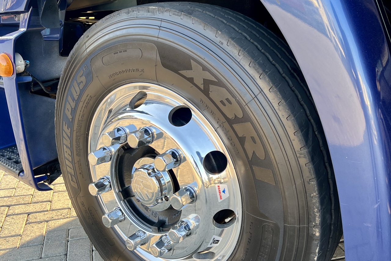 Volkswagen 24-280 E Constellation 6x2 - 22/23 5
