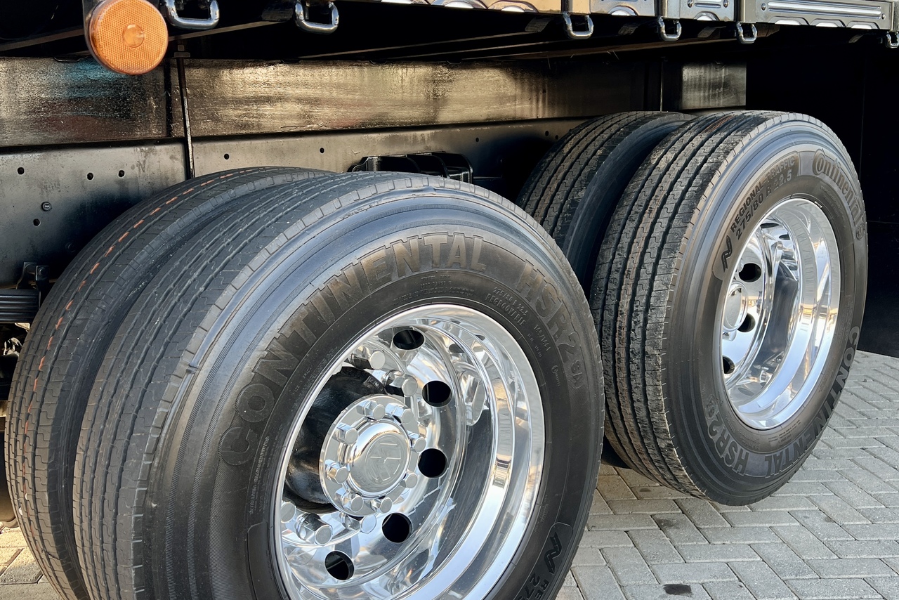 Volkswagen 24-280 E Constellation 6x2 - 22/23 6
