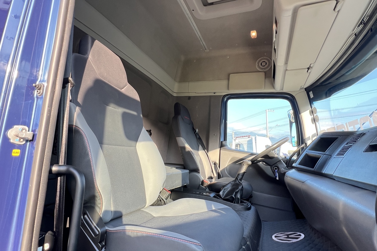 Volkswagen 24-280 E Constellation 6x2 - 22/23 12