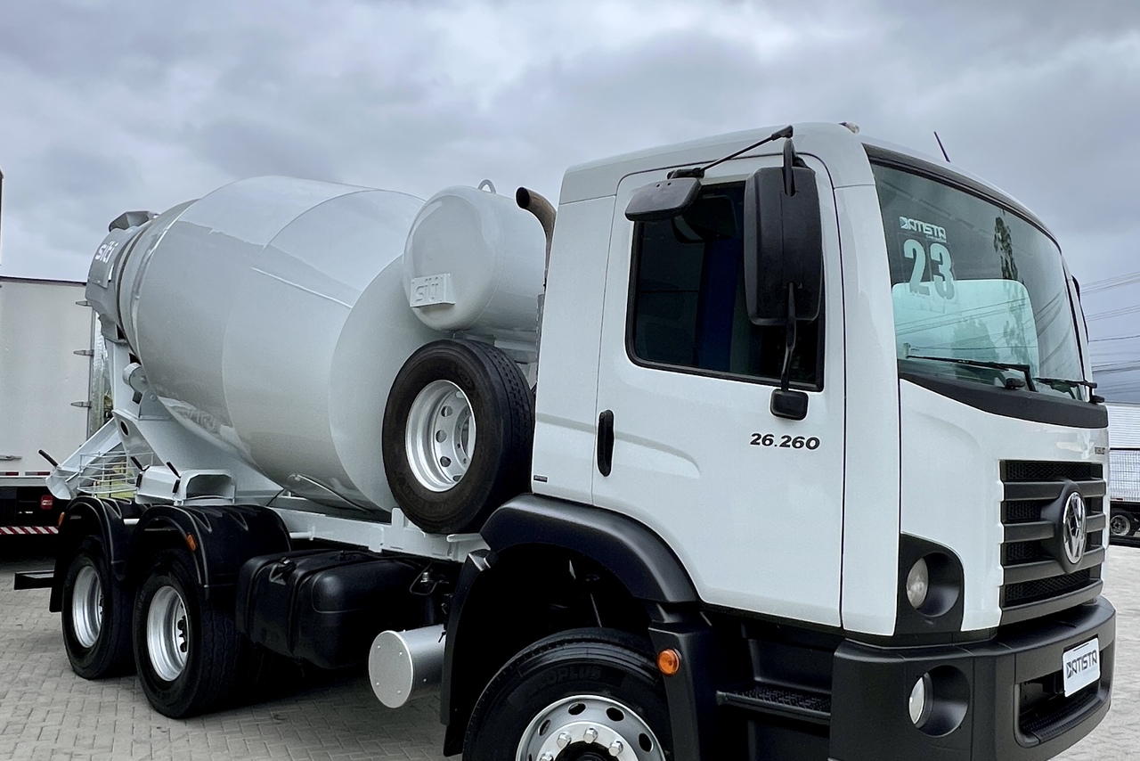 Volkswagen 26-260 E Constel. 6x4 - 22/23 2