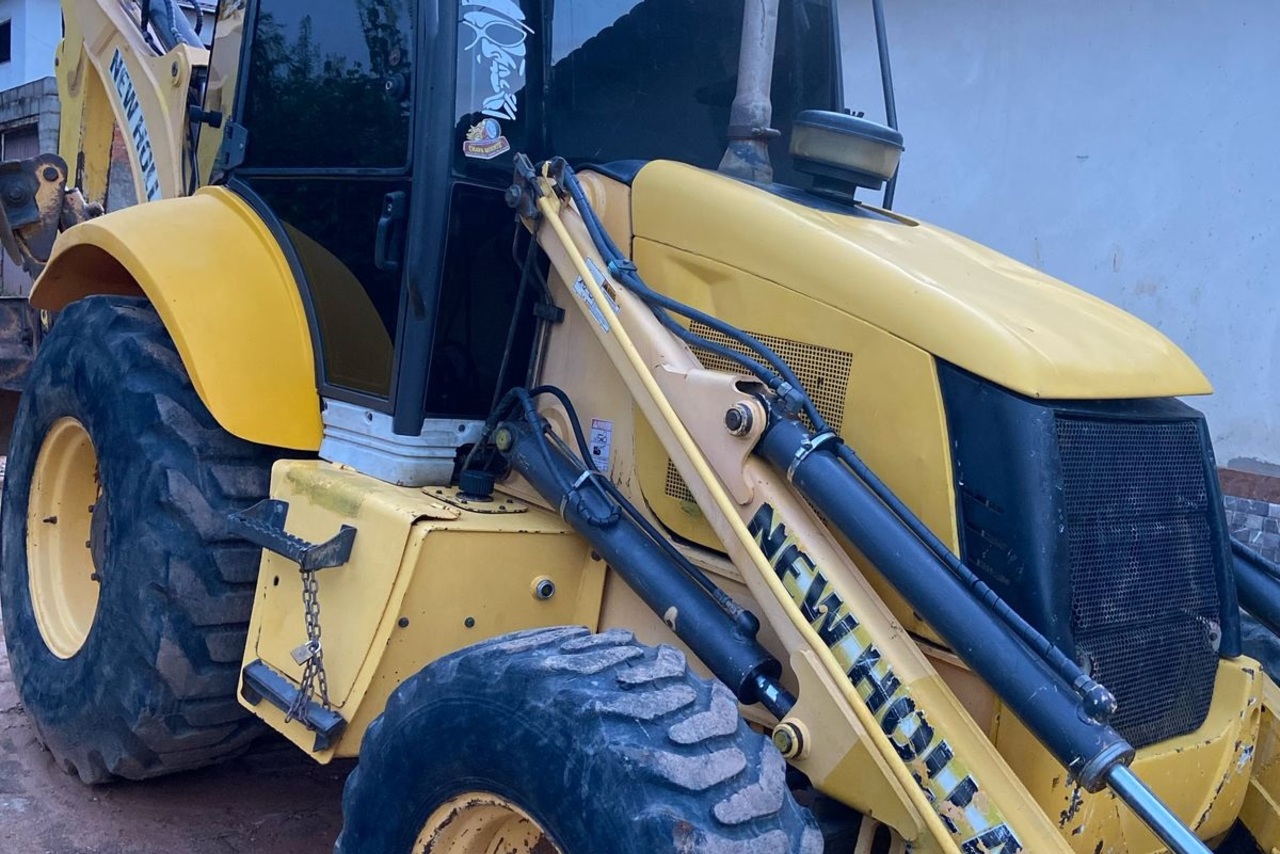 New Holland B110B - 14/14 3