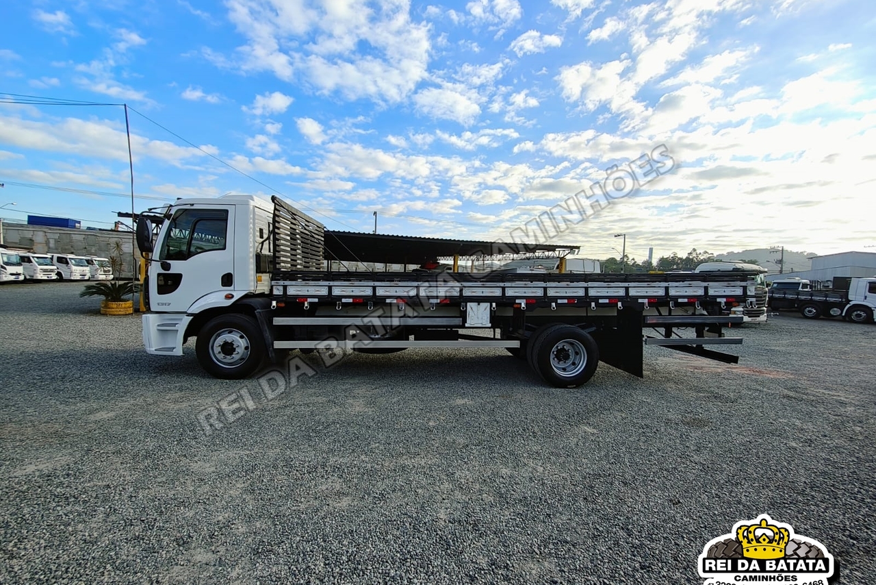 Ford Cargo1317 - 12/12 3