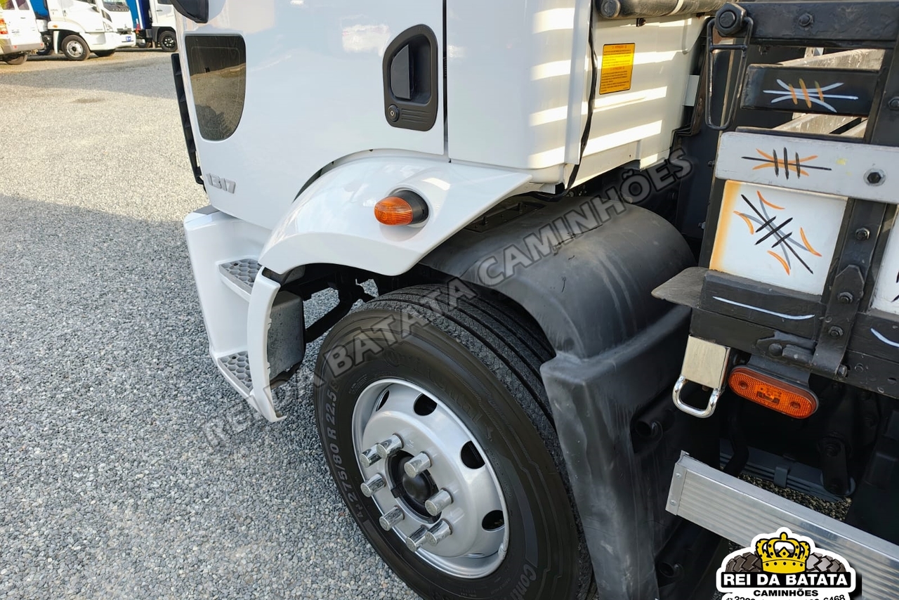 Ford Cargo1317 - 12/12 13
