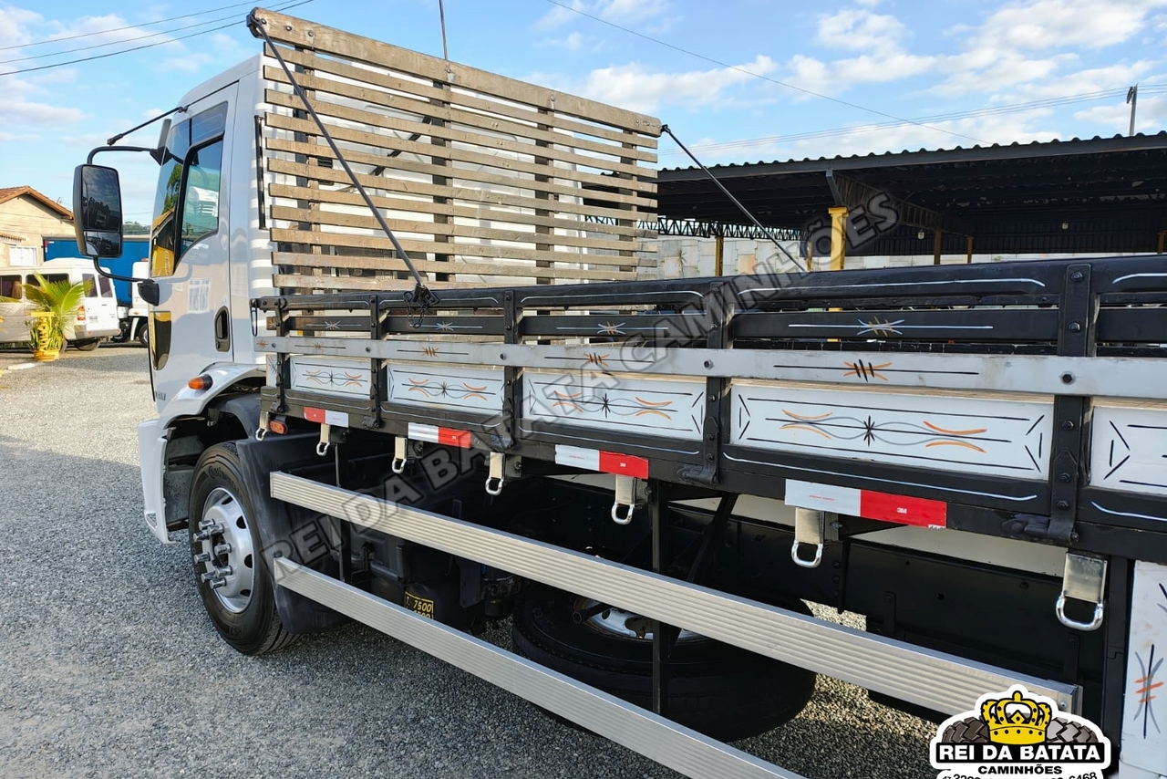 Ford Cargo1317 - 12/12 14