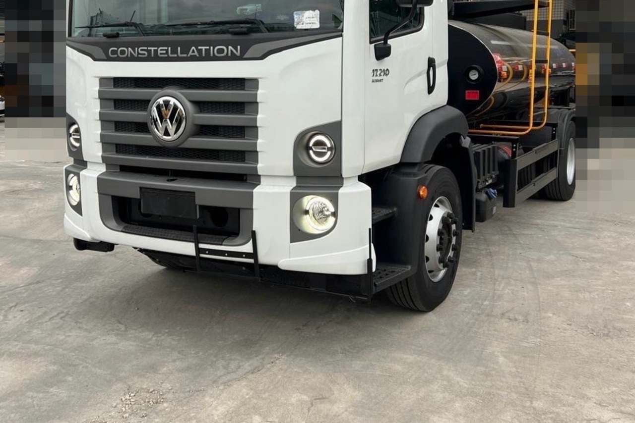Volkswagen VW 17210 - 22/23 4