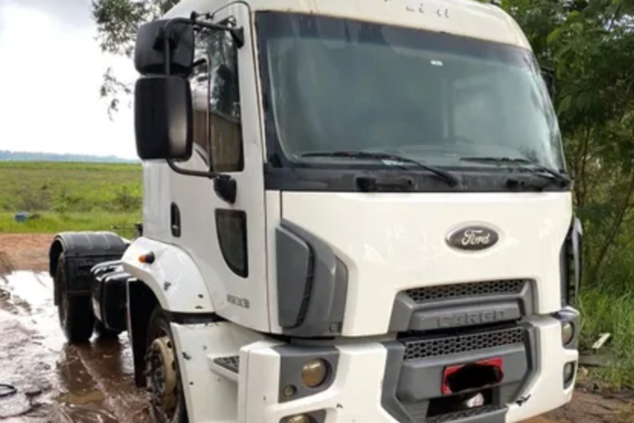 Ford Cargo1933 - 13/13 4