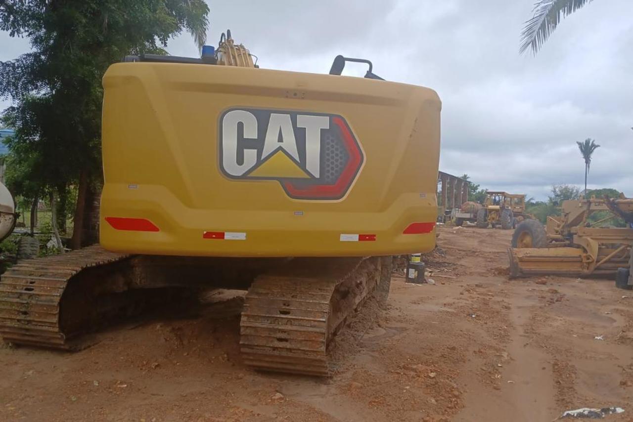 Caterpillar  320 - 23/23 2