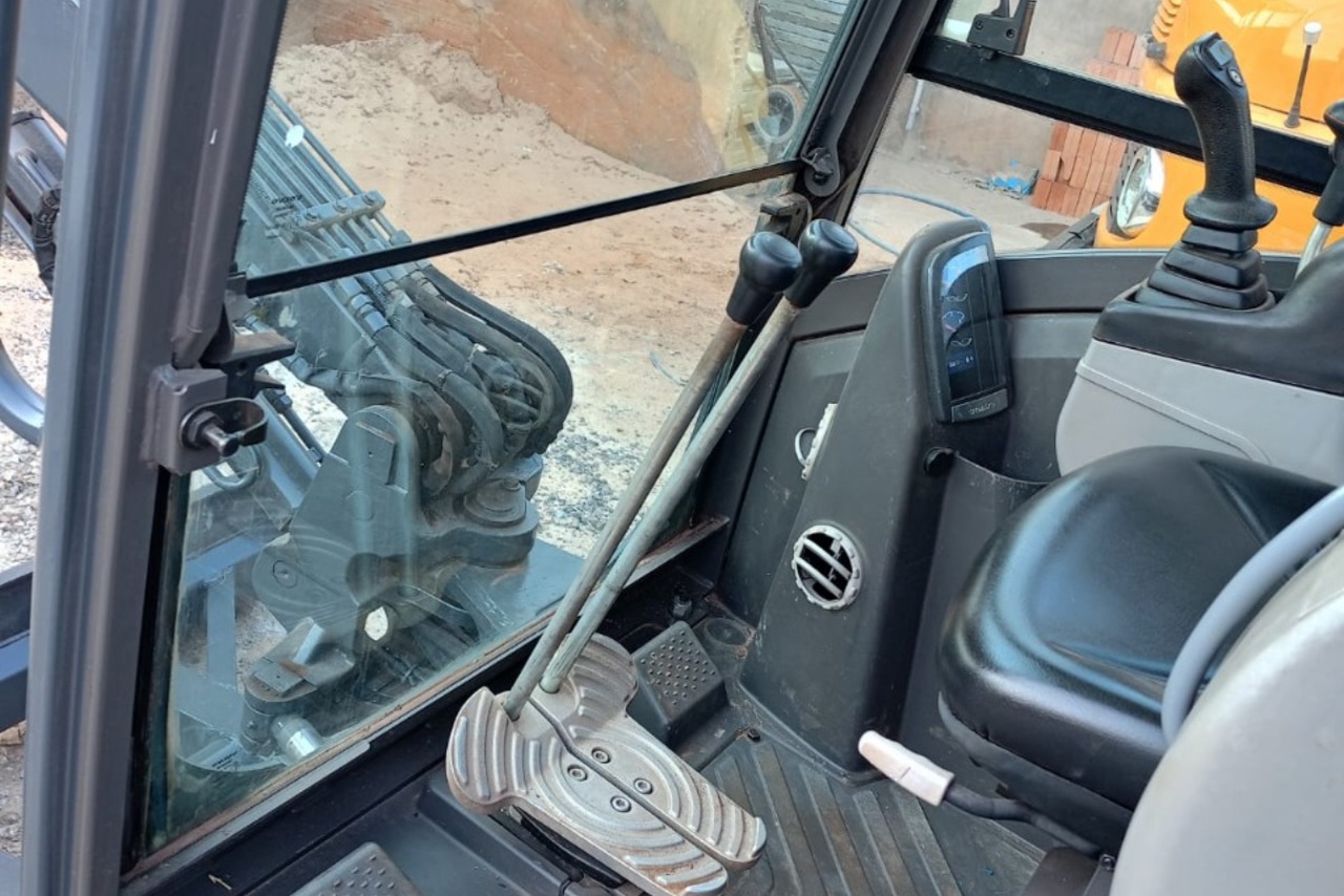 Volvo EC 27 - 17/17 2