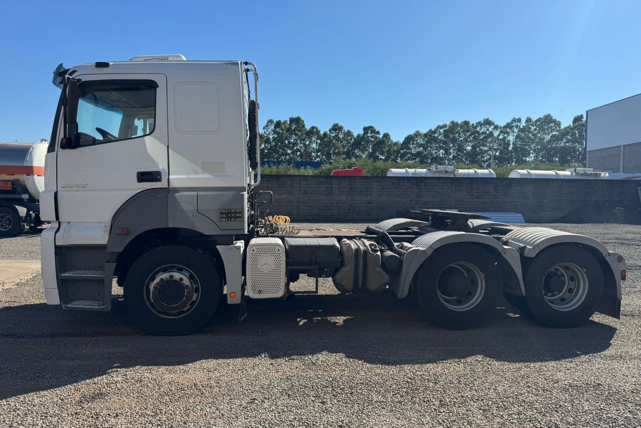 Mercedes Benz Axor 2540 - 09/09 5