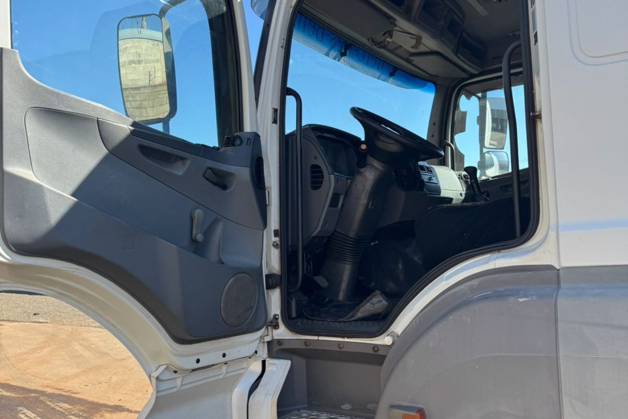 Mercedes Benz Axor 2540 - 09/09 9