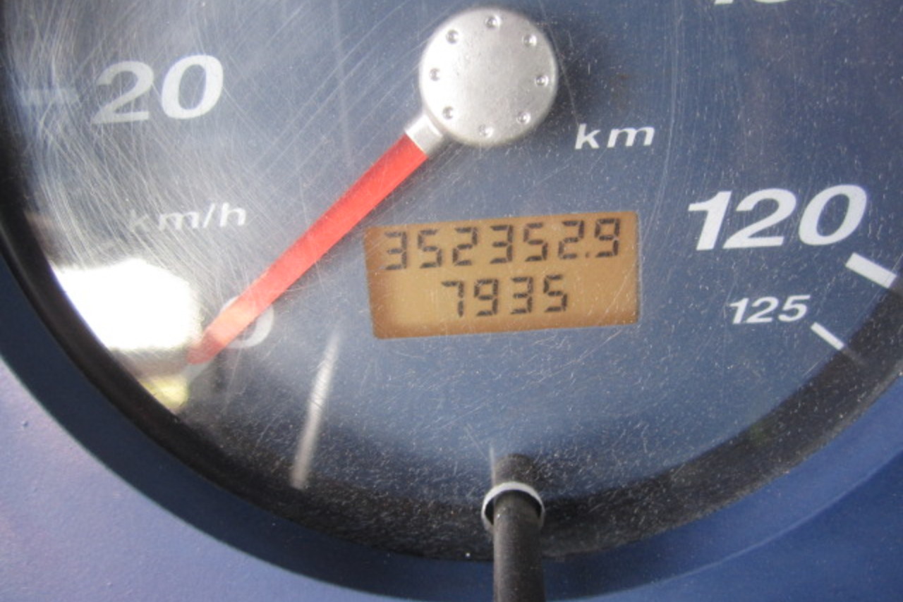 Volkswagen VW 17180 - 11/12 12