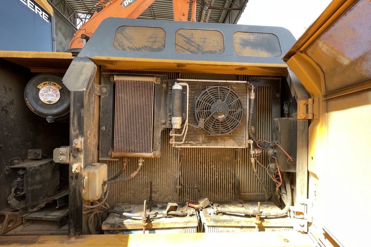 John Deere 210G LC - 15/15 11