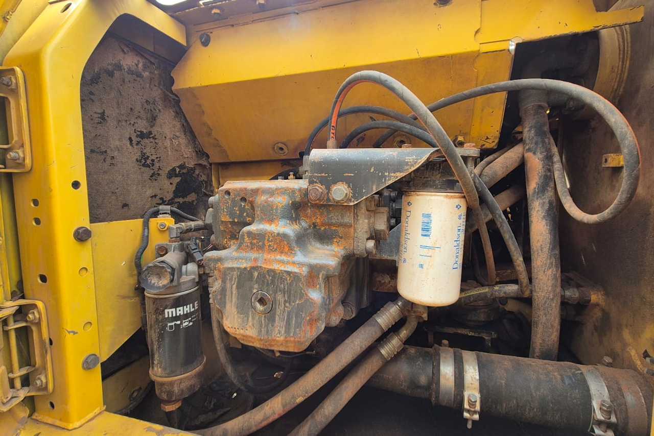 Komatsu PC200 - 12/12 9