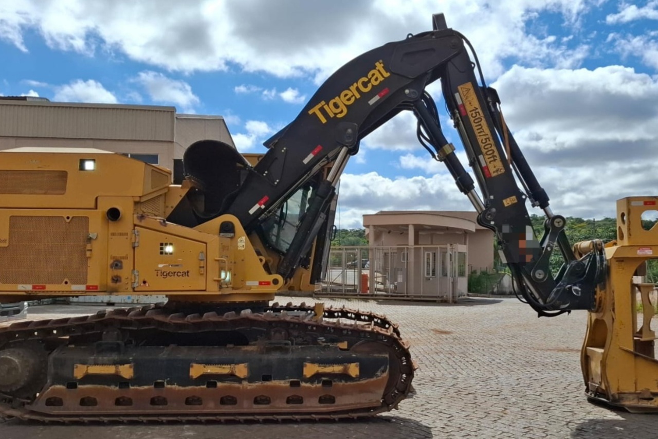 Tigercat 855E - 22/23 3