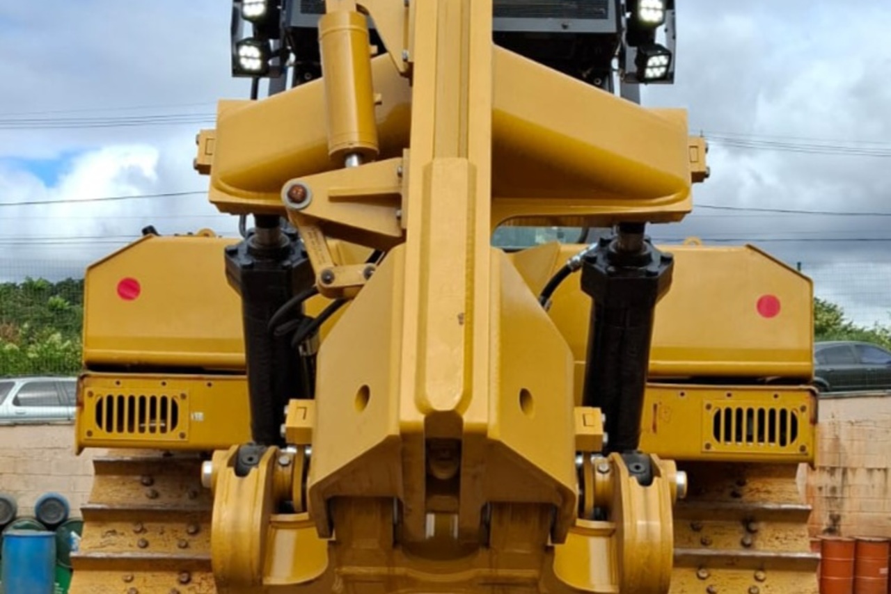 Caterpillar  D8 - 24/24 3