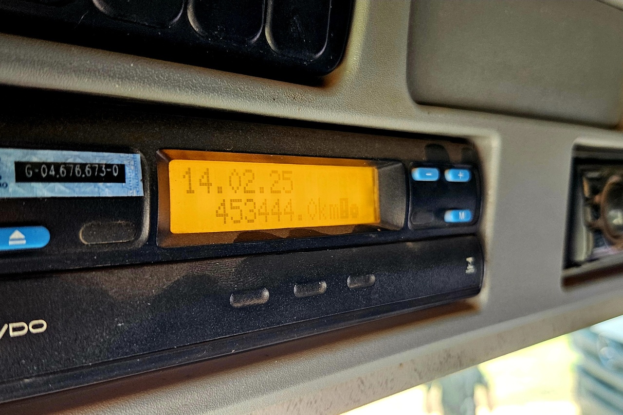 Mercedes Benz Axor 3344 - 15/16 8